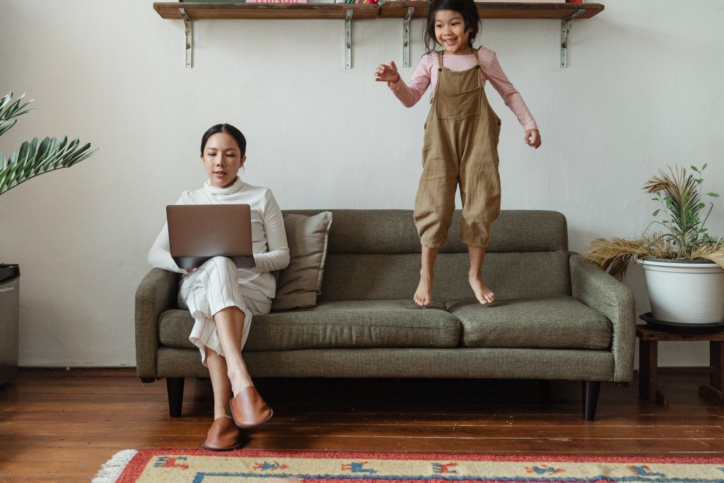 10 tips for work-life balance while working from home